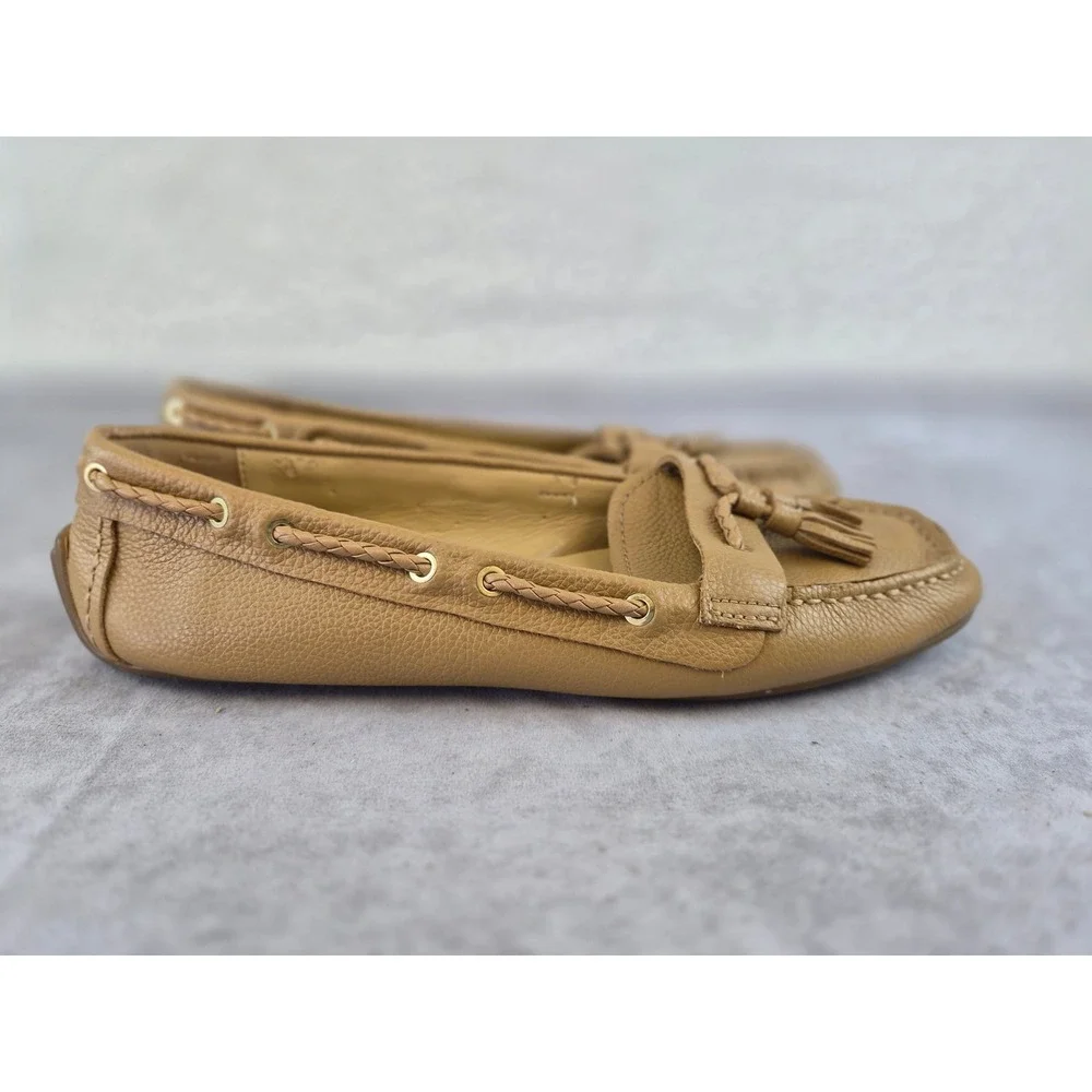 Talbots Womens Tan Pebbled Leather Tassel Driving Loafers Moc Toe Flats Size 9M